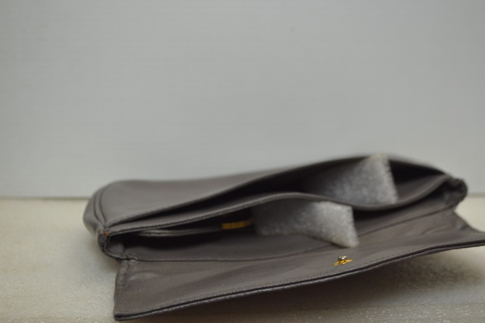 Hand bag small gray bag with snap in key chain