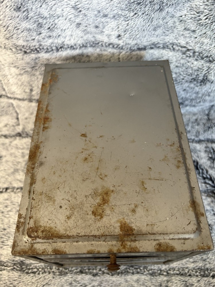 Vintage metal storage box #B4