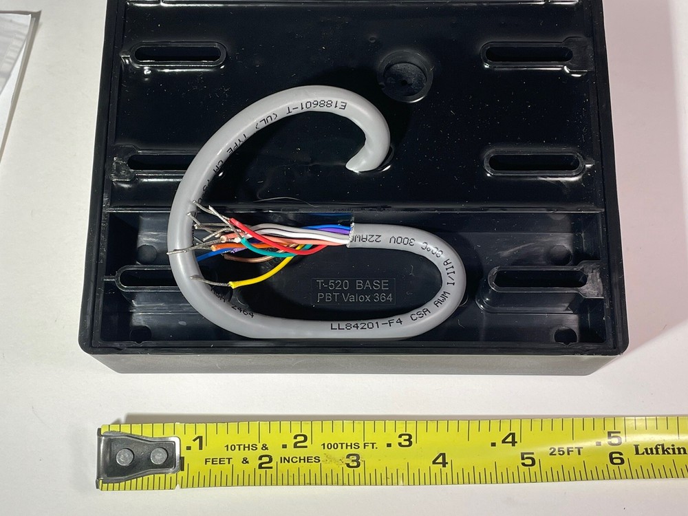 UTC 430210003 Model T-520SW Transition Multi-Technology Access Reader Black NOB