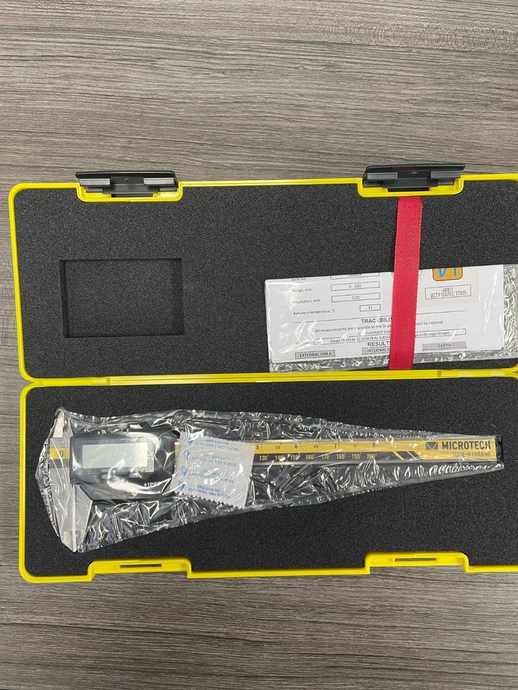 Microtech Double Force Digital Calipers 8 Inch New with Case