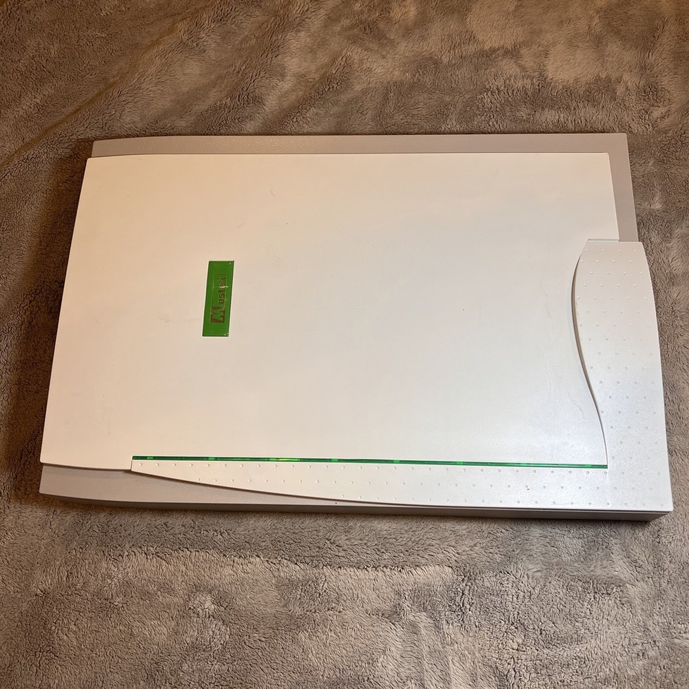 Mustek Paragon 1200 A3 Pro Flatbed Scanner With Cord / Untested
