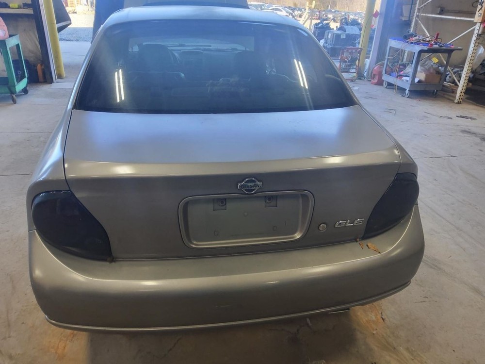 MAXIMA 2000 Battery Tray 561407