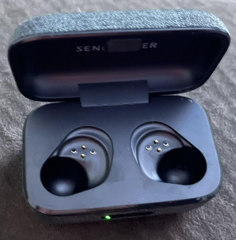 Sennheiser Momentum True Wireless 3 Earbuds(Graphite) Charging Case (Used)