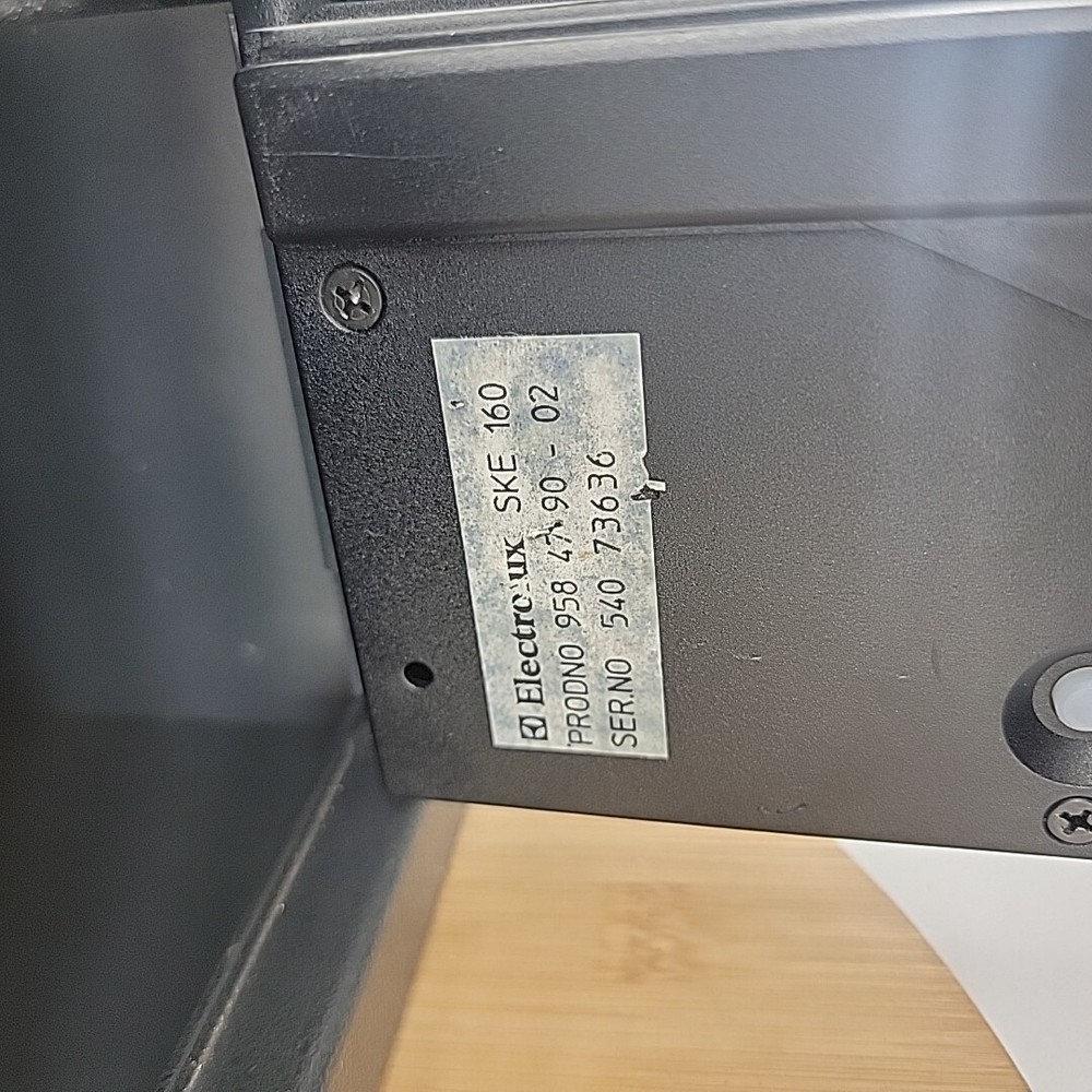 Electrolux ske 160 Small Metal Electronic Combination Safe