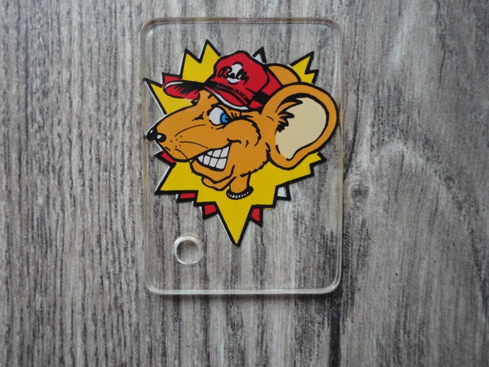 Mousin Around Pinball Machine Plastic Key Chain Red Cap