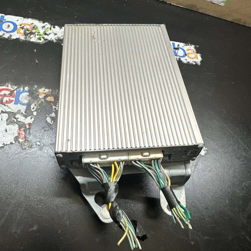 Dodge Durango 2004￼ amplifier car usd (2)
