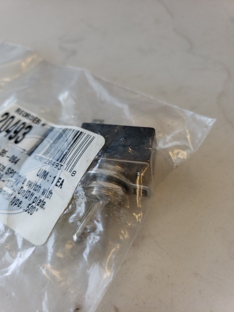 GC Electronics 35-064 ON OFF Switch Duty Bat Handle Toggle 3A 125V