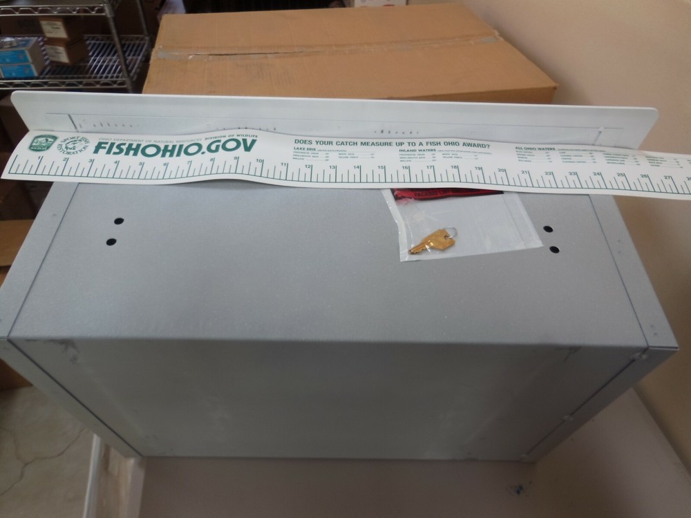 SYMMONS 5-200B CABINET UNIT W/KEY WHITE