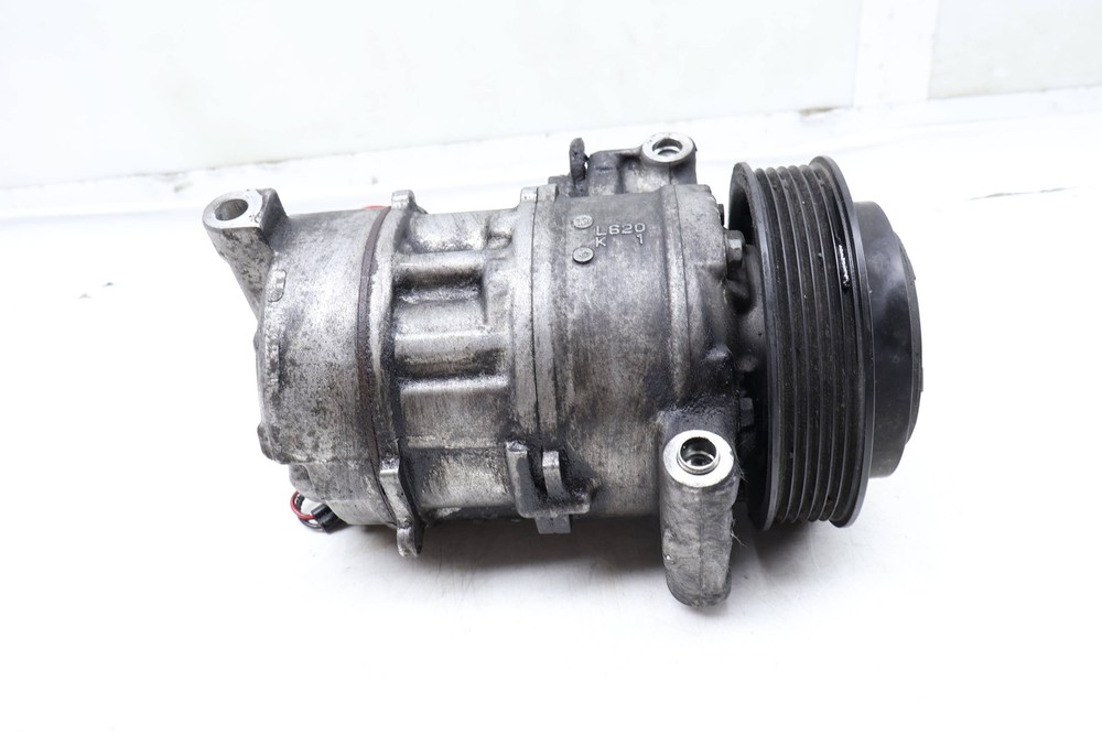 2015-2018 PORSCHE MACAN - AC Compressor 95B260805B