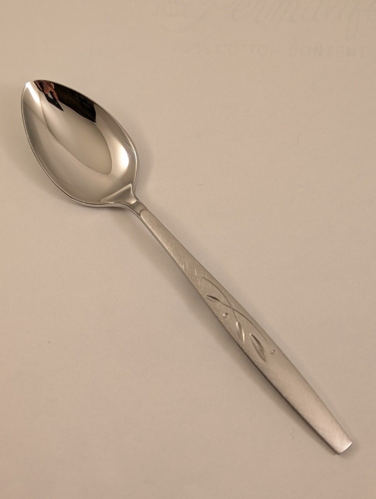 1 Oneida Cube Stainless - WILL O' WISP - TEASPOON 6 1/8"