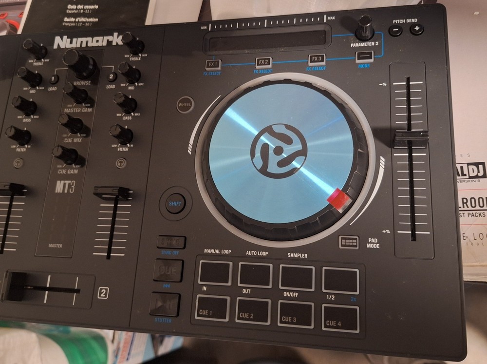Numark Mixtrack 3 DJ controller With Box