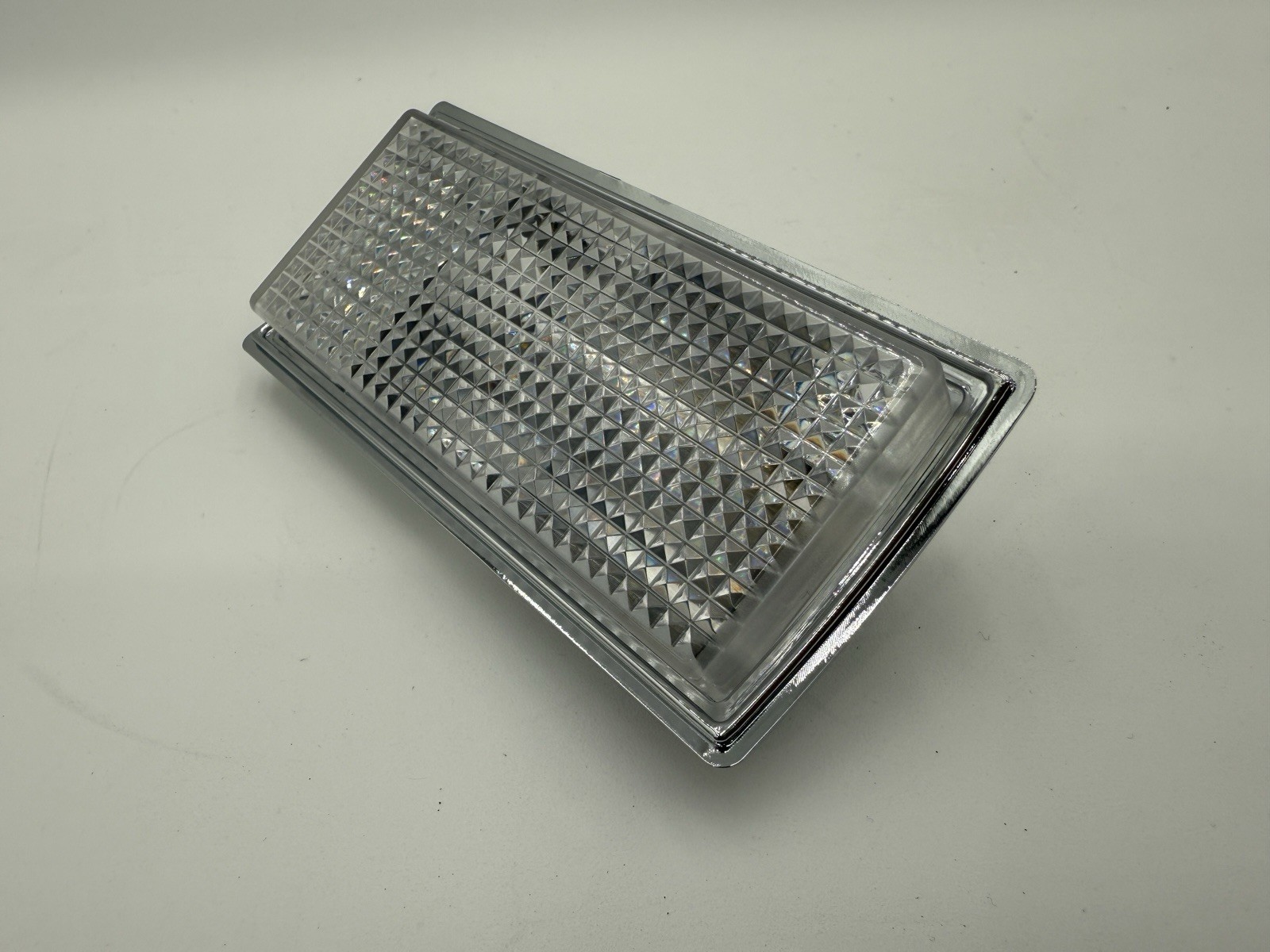 1973-83 CHEVROLET GMC C10 C20 TRUCK DOME LIGHT BASE WITH CLEAR LENS NEW CHROME