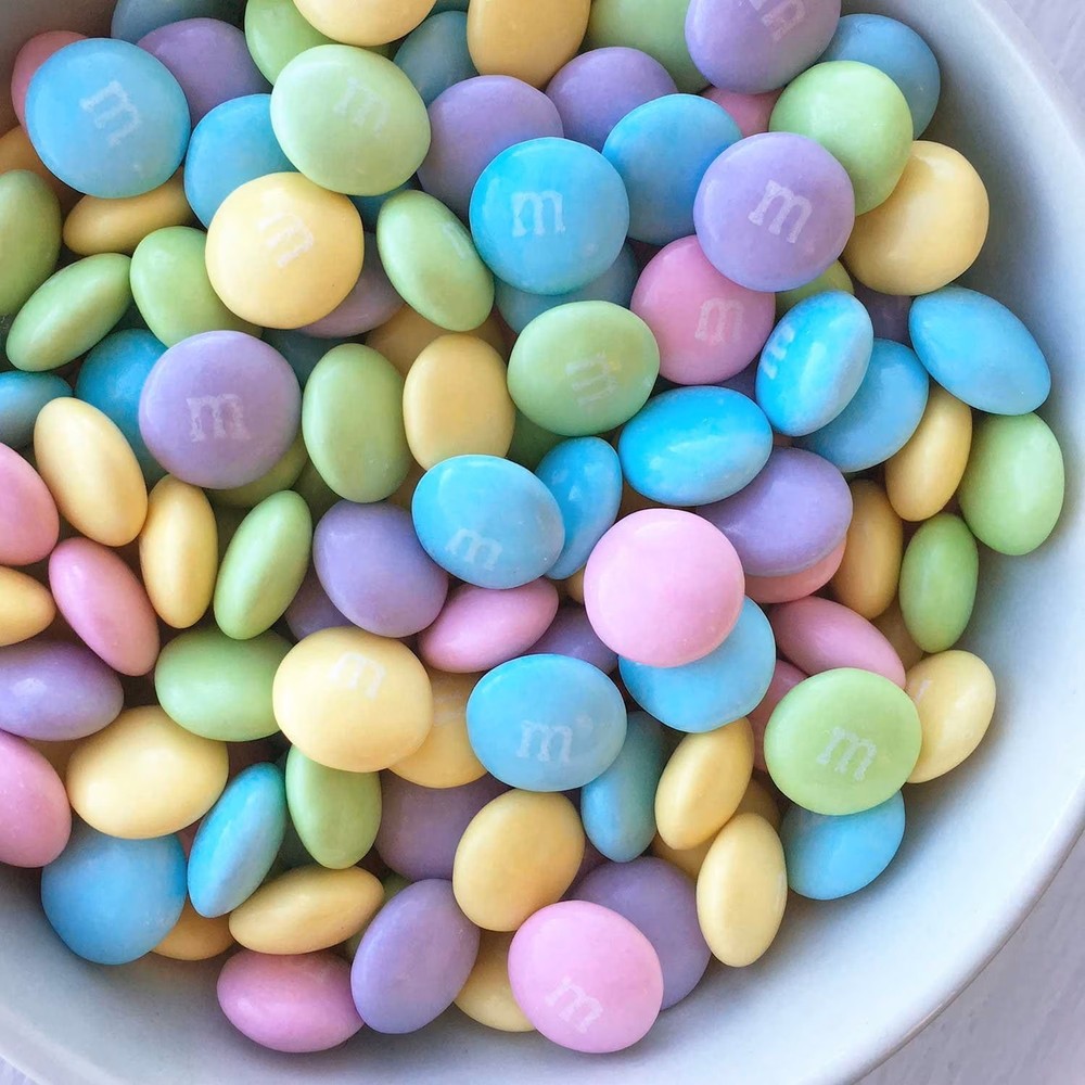 M&M's Milk Chocolate Assorted Pastel Easter Candy Bulk Jar 62 oz