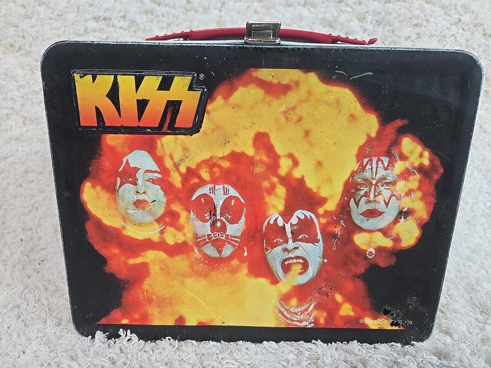 KISS “The Originals” Embossed Metal Lunchbox 2000 Fast Shipping  READ***