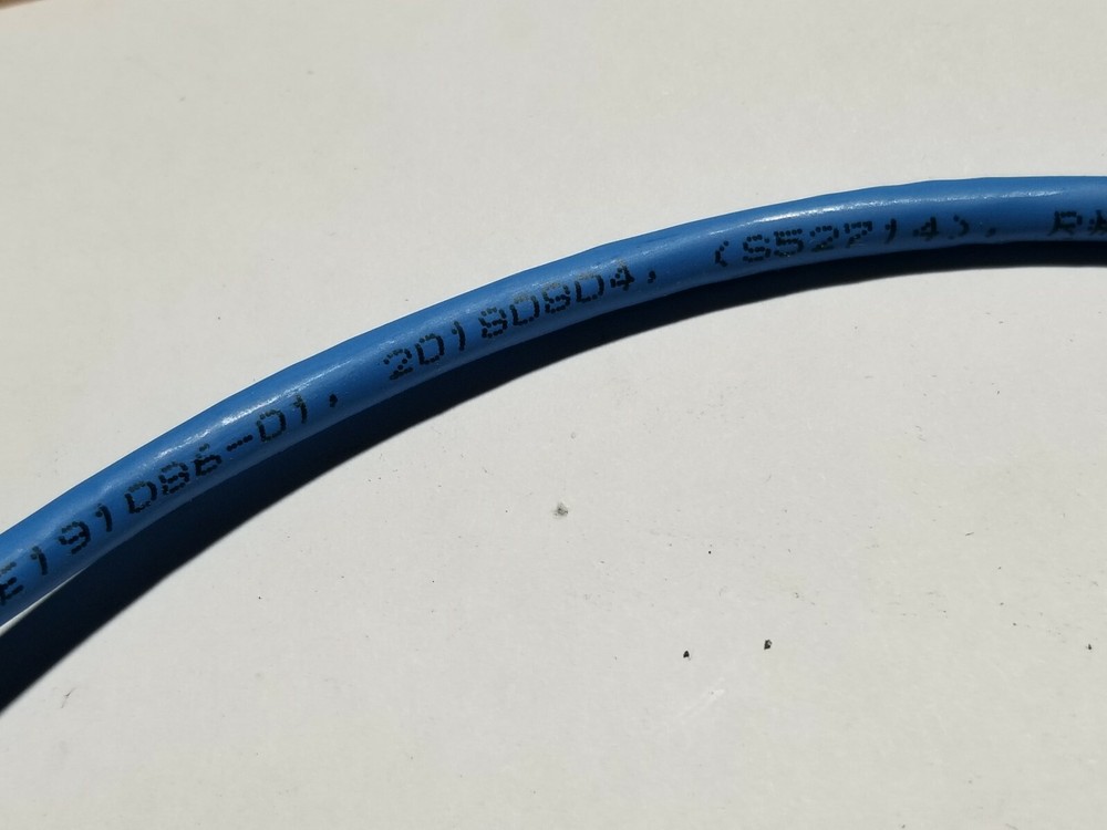 Siemon 9C6P4-E3-06 23/4P System 6 Cat6 UTP Plenum Network Cable Blue /100ft