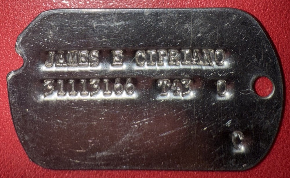 WW2 Dog Tag Named To Signal Corp / Waist Gunner Of The 379th Bombardment Group 1