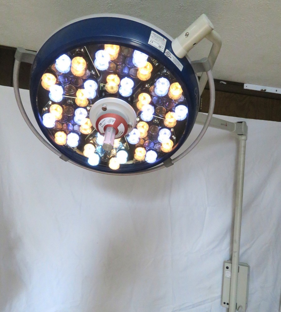 Chromophare E558 Exam Light, Light Emitting Diode, Berchtold Devon FloorStanding