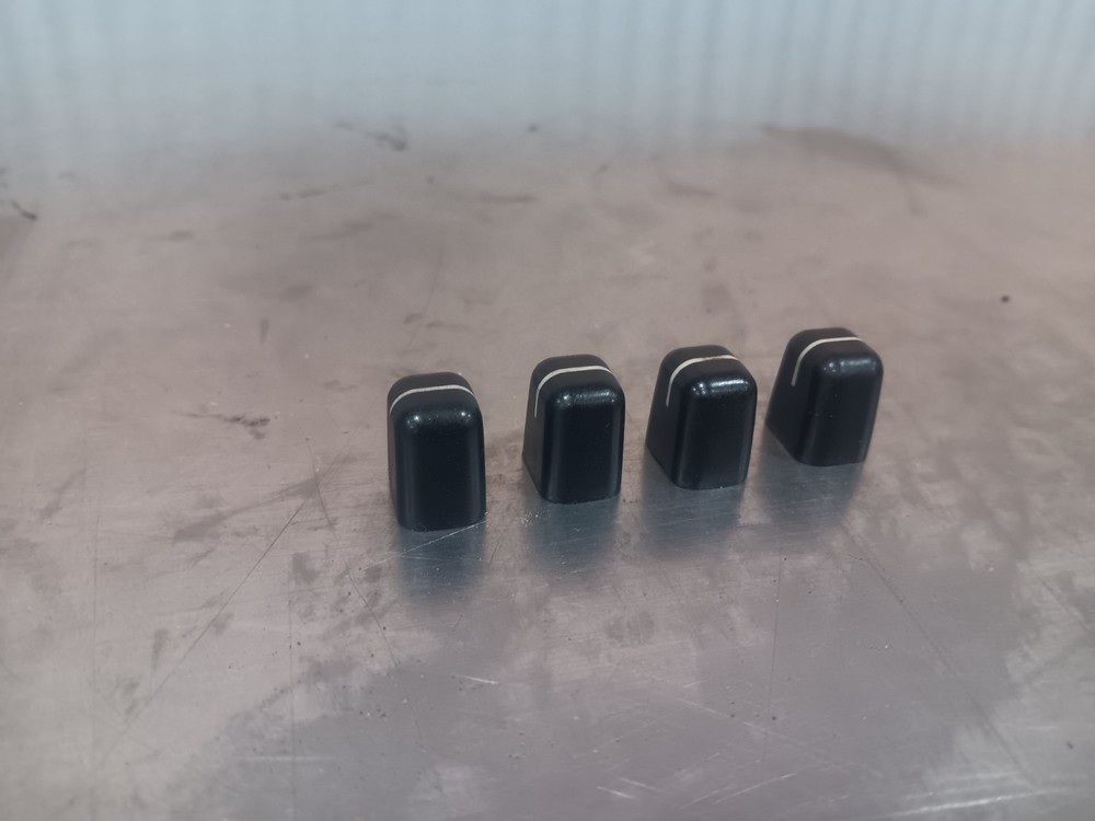 86-97 nissan hardbody d21 OEM ac climate control knobs