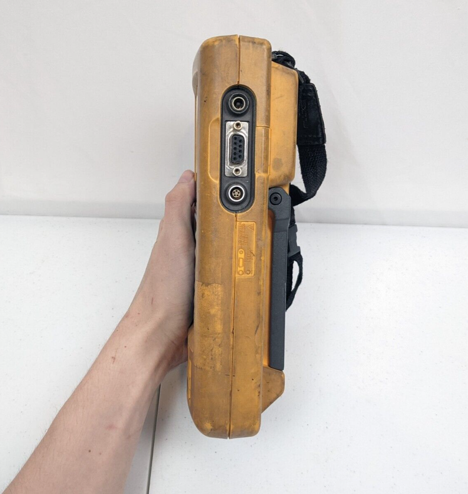 Fluke 743B Documenting Process Calibrator | Meter Only, No Battery/Charger