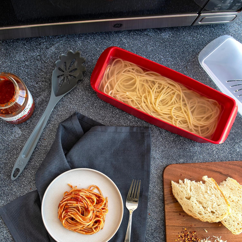Microwave Pasta Cooker, 6.4 Cup, Red