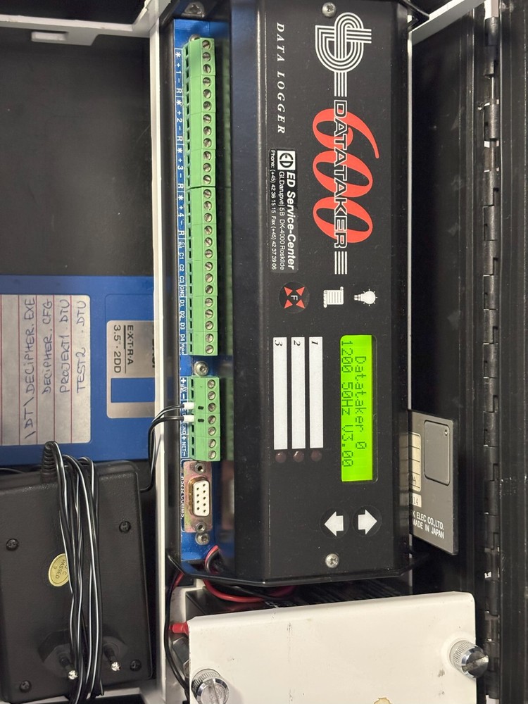 Datataker 600 Data Logger VIBRATION, PRESSURE AND TEMPERATURE SURVEY SYSTEM