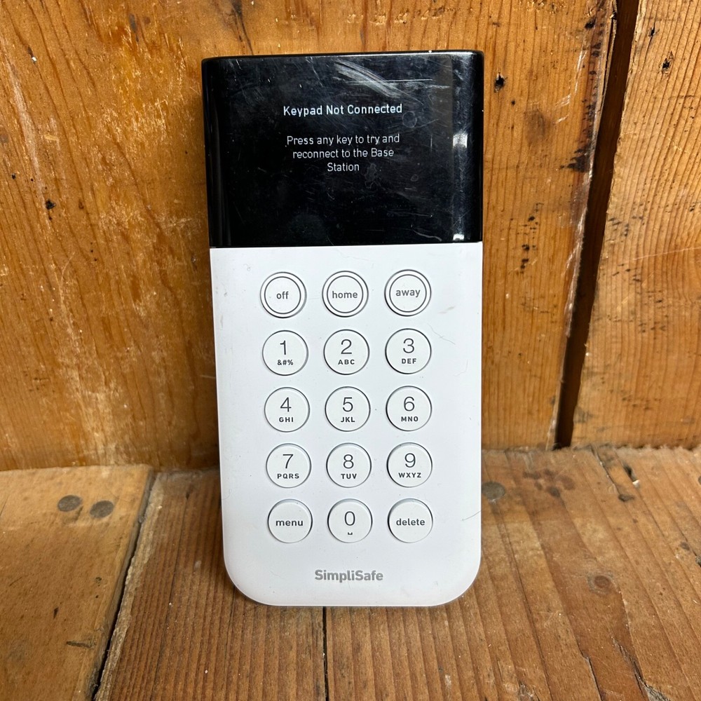 SIMPLISAFE Keypad And Base Station SSBS3 SSKP3 POWERS UP
