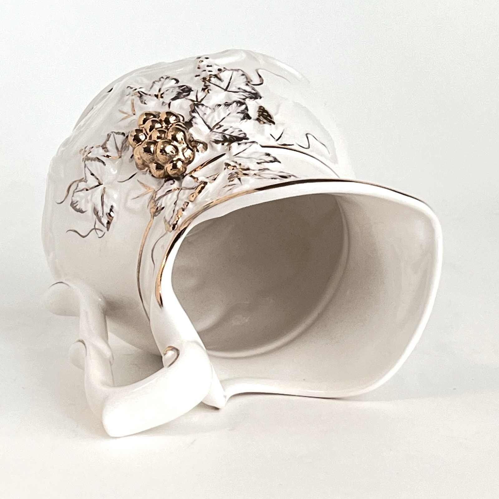 Vintage Porcelain Pitcher Juice Cream Velco Japan Raised Grape Gold Trim 5.5”