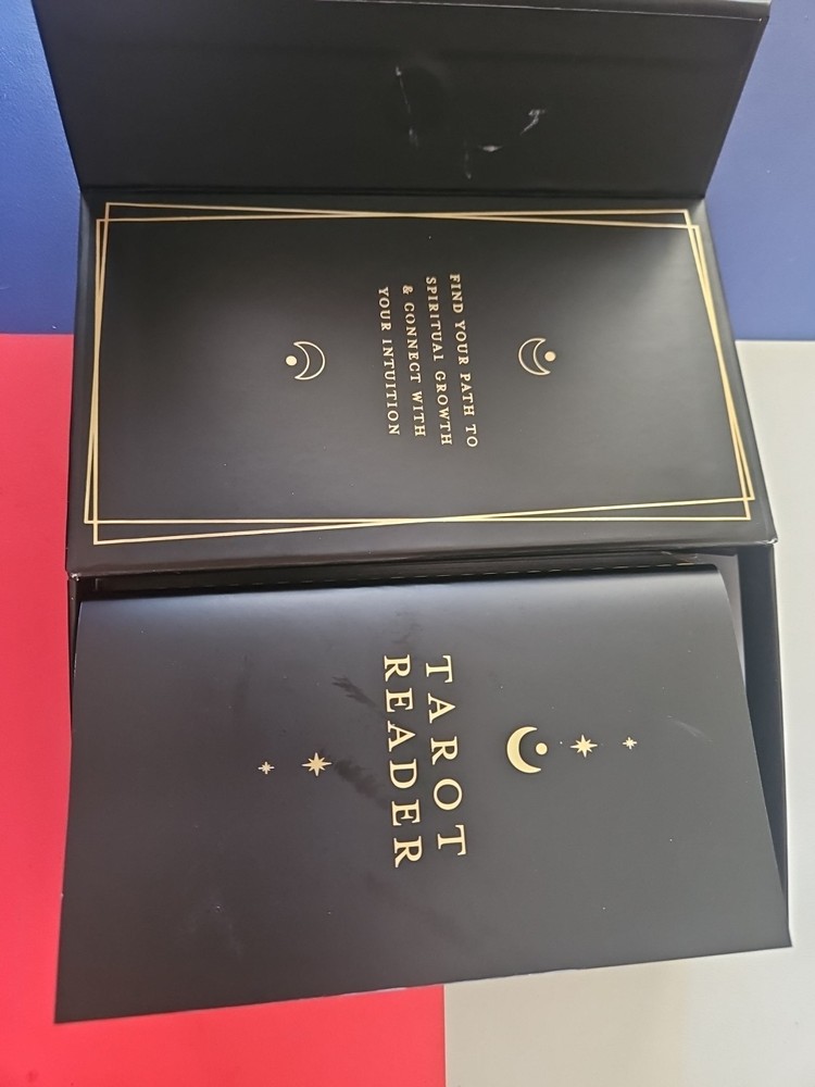 Deluxe Tarot Card Set And Booklet