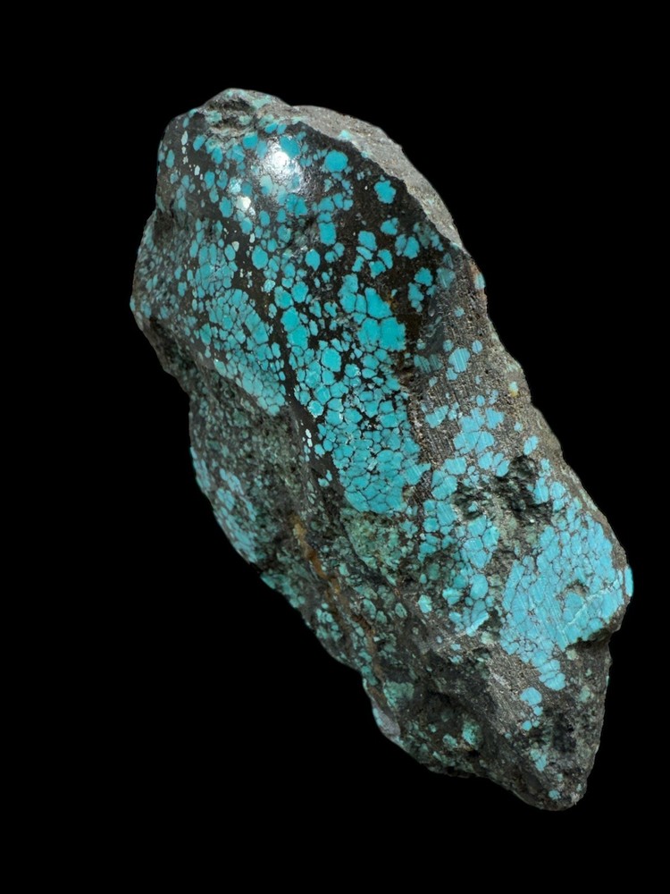 Hubei turquoise rough , solid spiderwebs nuggets in blue color tight pattern