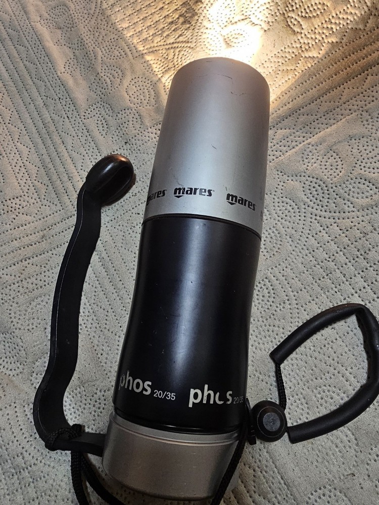 MARES PHOS 20/35 SCUBA SEARCHLIGHT