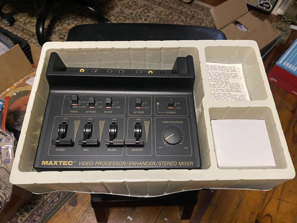 Maxtec Video Processor Enhancer Stereo Mixer Audio Vintage With Box Edit Tapes
