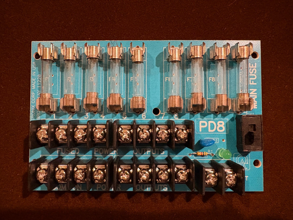 Altronix PD8 Power Distribution Module, NIB