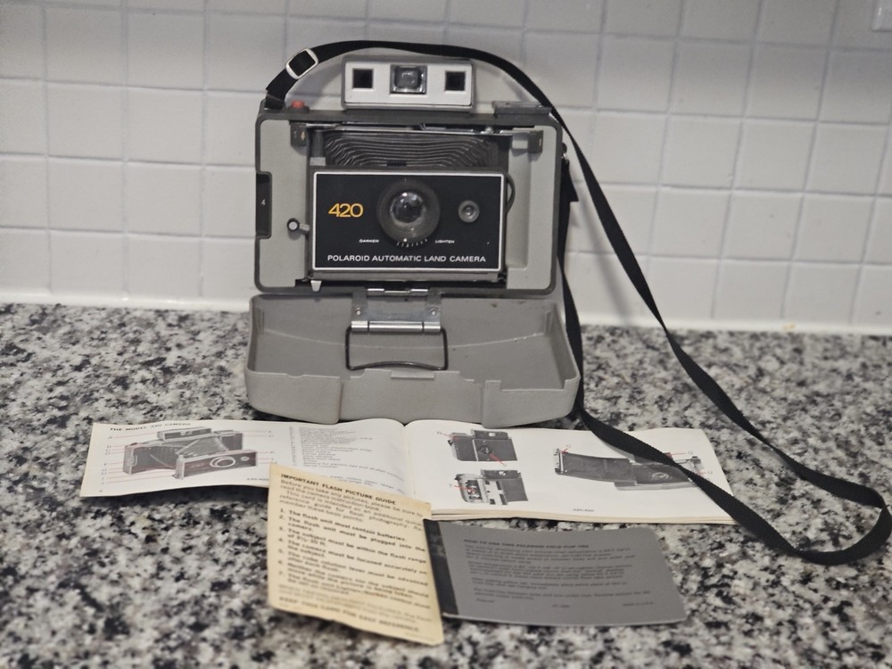 Vintage Polaroid 420 Automatic Land Camera Complete w Original Case,Instructions
