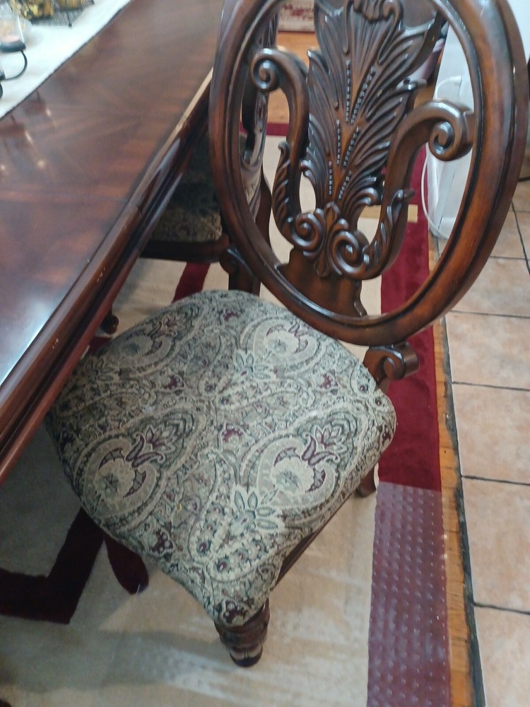 furniture used