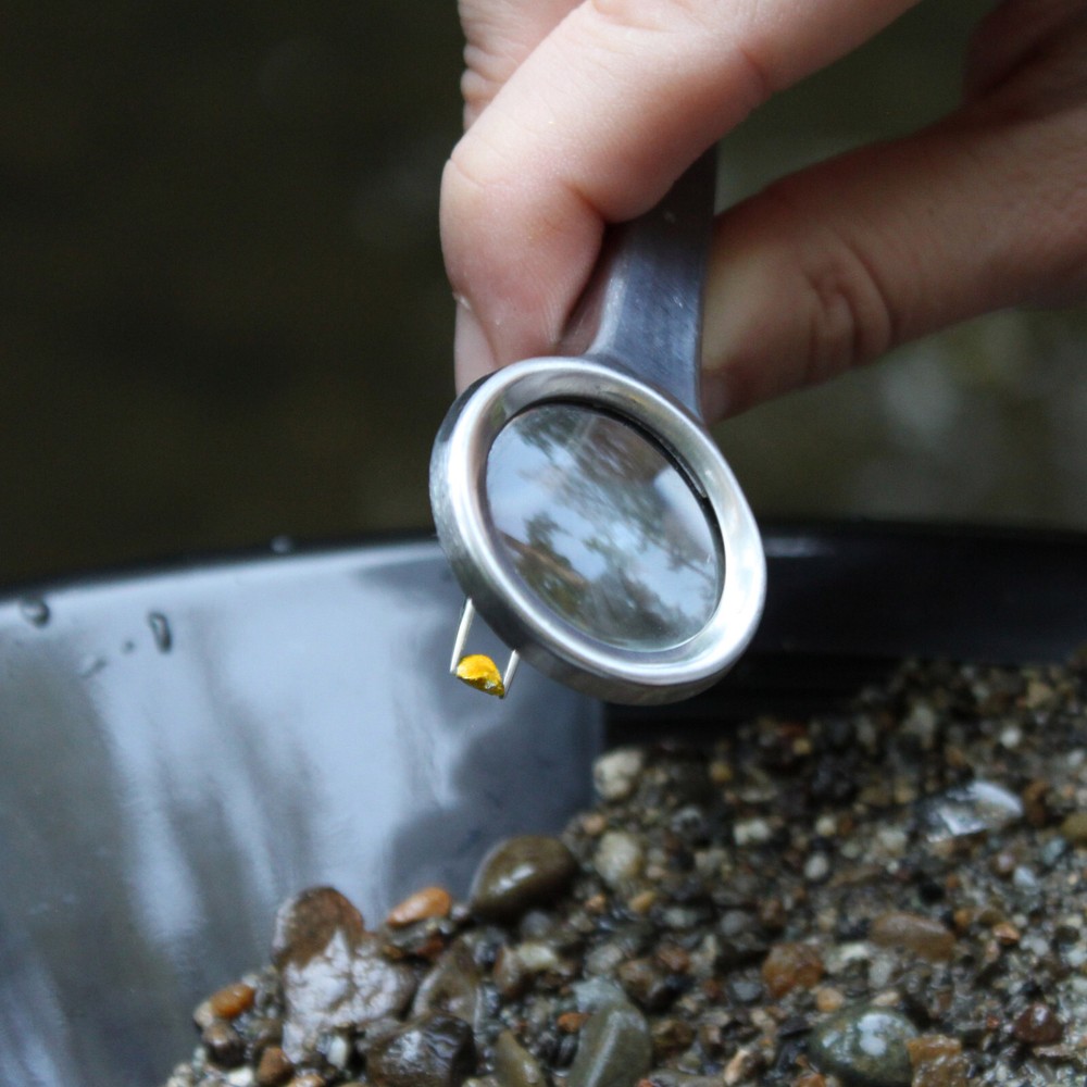 ASR Outdoor 13pc Creekside Gold Panning Kit with Mini Classifiers and Backpack