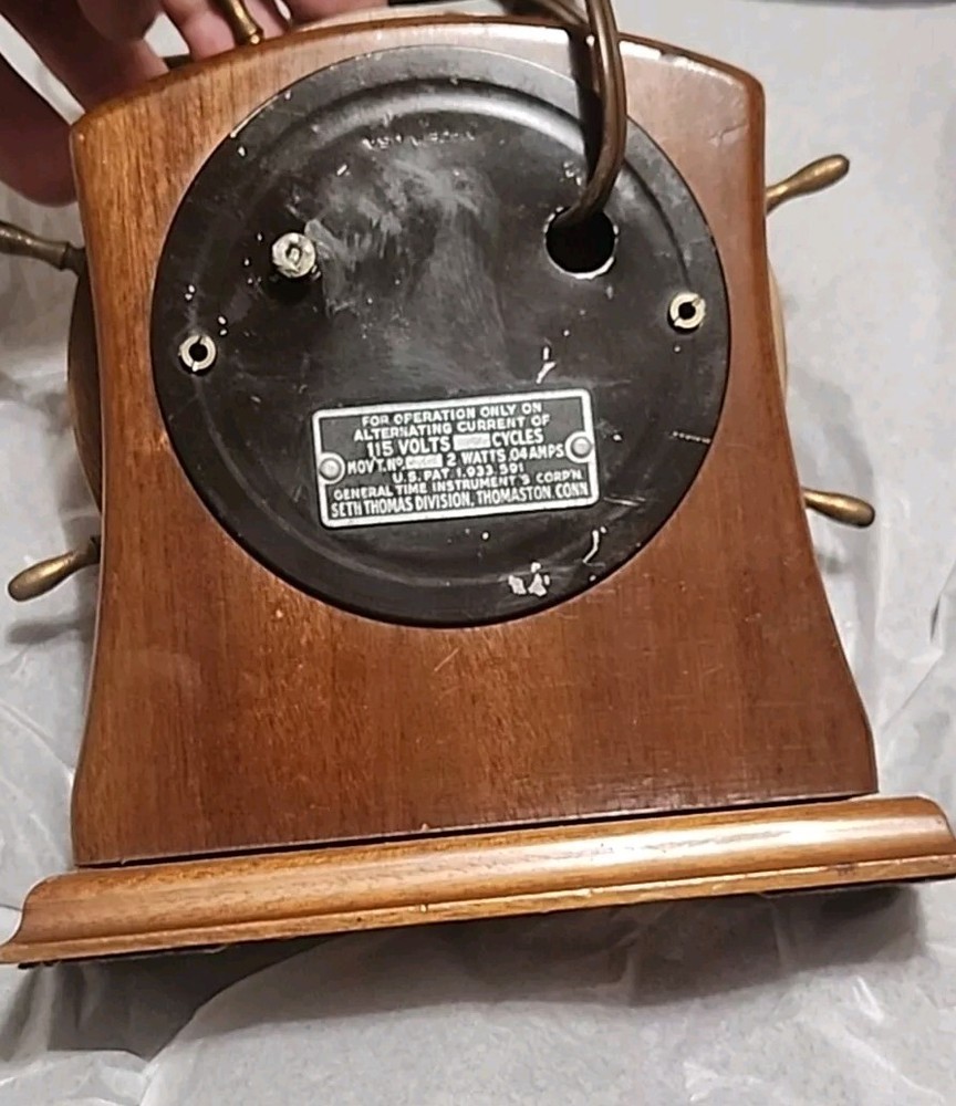 Vintage Seth Thomas Ship's WHEEL Electric Clock E CAPSPAN WORKING GREAT.