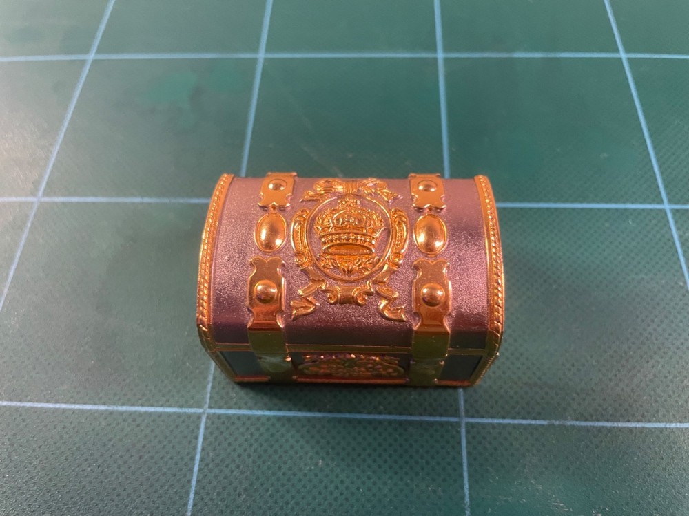 Xanadu mini treasure chest clock untested