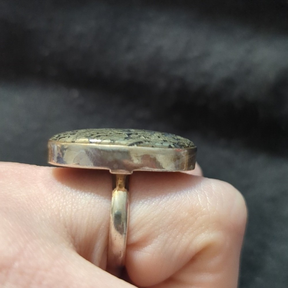 Silver Plated Grey Marcasite Gemstone Oval Statement Ring - Size 8.5