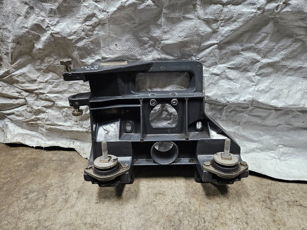 OMC Cobra Inner Transom Plate 912537 Mounting Bracket