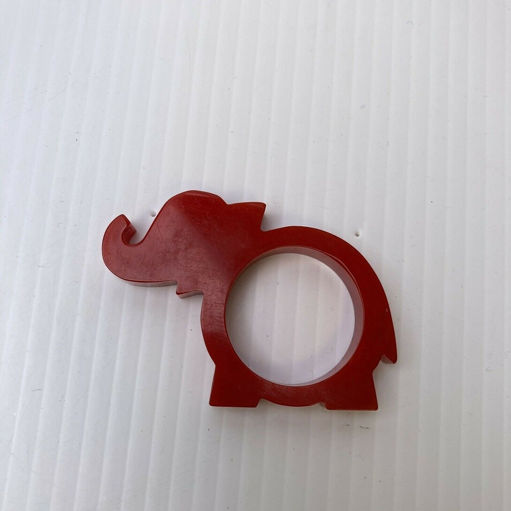 Bakelite / Catalin Bright Red Elephant Napkin Ring B5-02