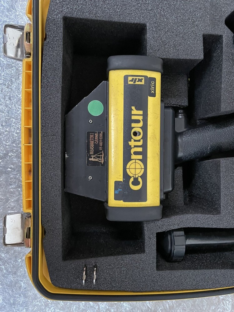 Contour XLRIc Laser including Trimble Case