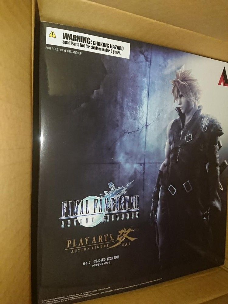 PLAY ARTS Kai FFVII AC Cloud Strife Figure