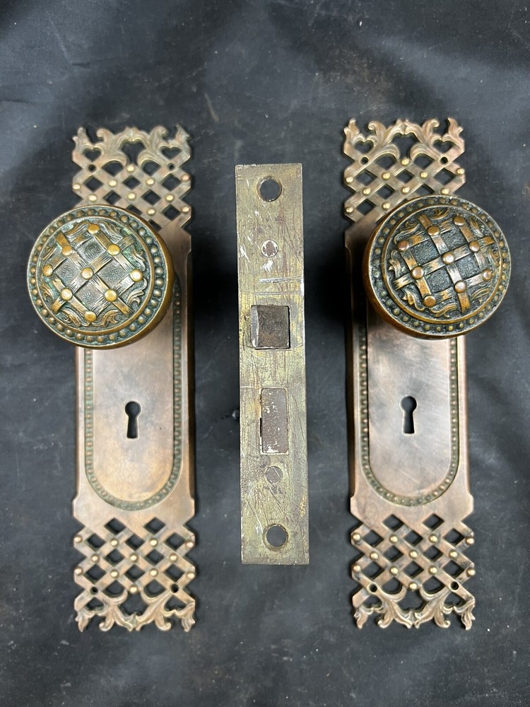 Corbin 1892 Venice Passage Set Knobs, Plates, Mortise & Key D-12100
