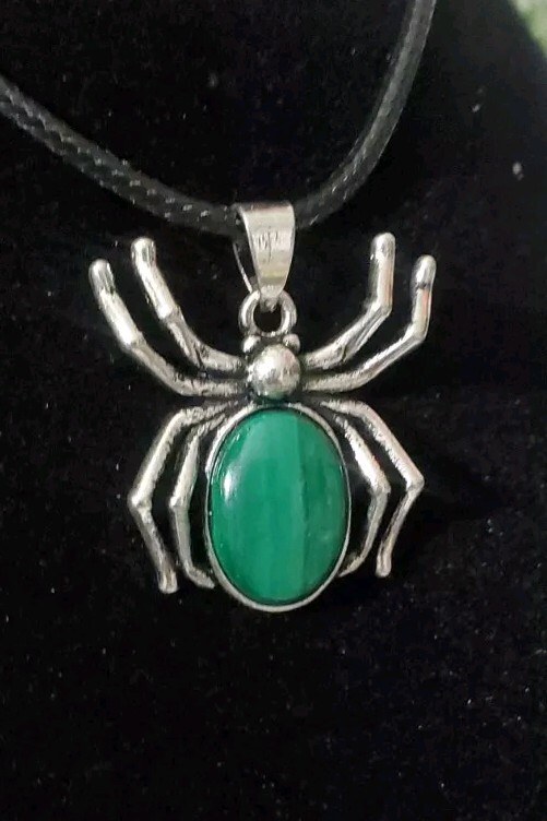 Spider Pendant Malachite