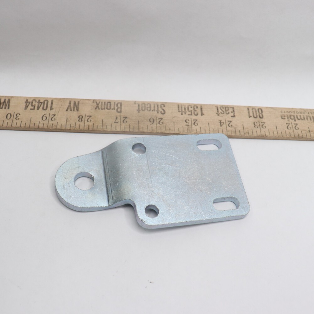 Skyjacker Passenger Bracket Steel 7204-P