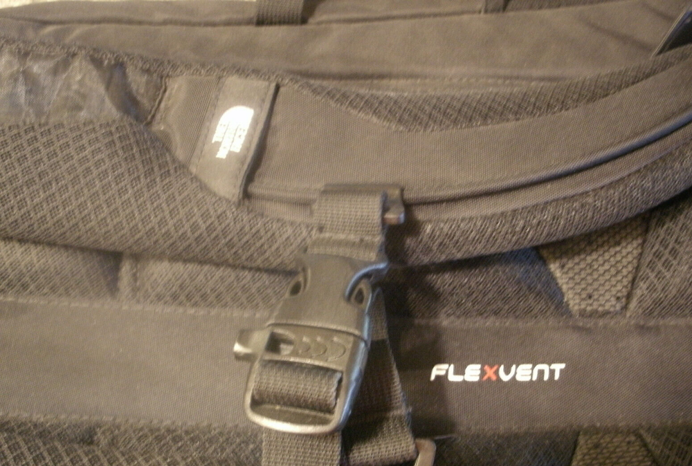 NWOT north face generator backpack (677)