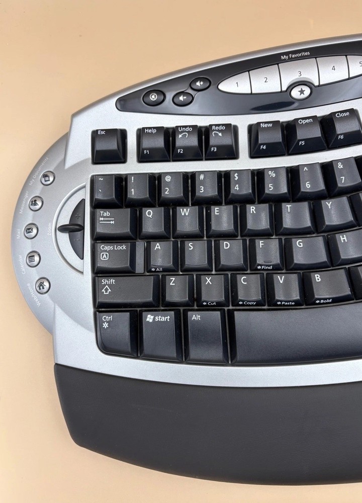 Microsoft Ergonomic Keyboard and Mouse Set Natural Ergonomic Wired USB