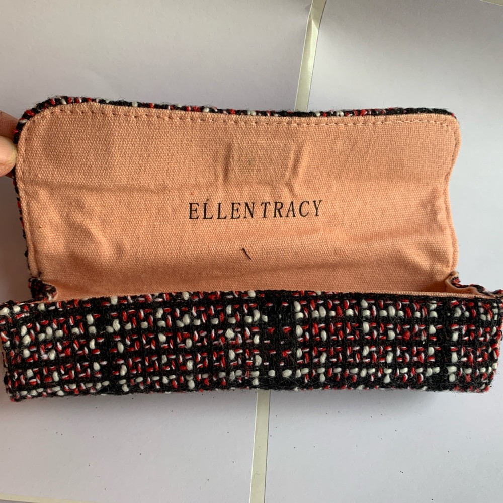 Ellen Tracy Daily Pill Case With Pill Organizer