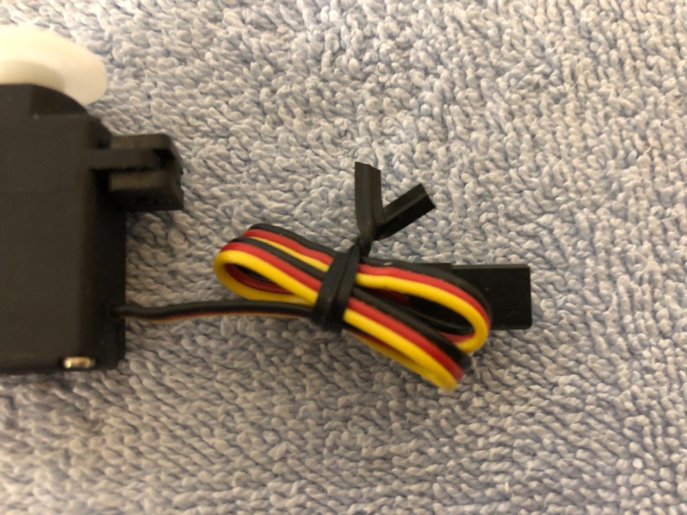 Hitec HS-81 Micro Servo