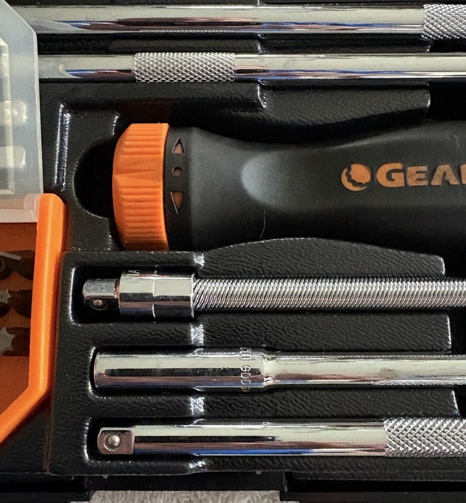 Matco Tools Geardrive 39 Pc. Ratcheting Screwdriver Set w/Storage Case